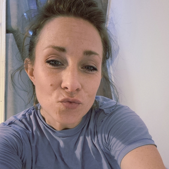 veazeylottie